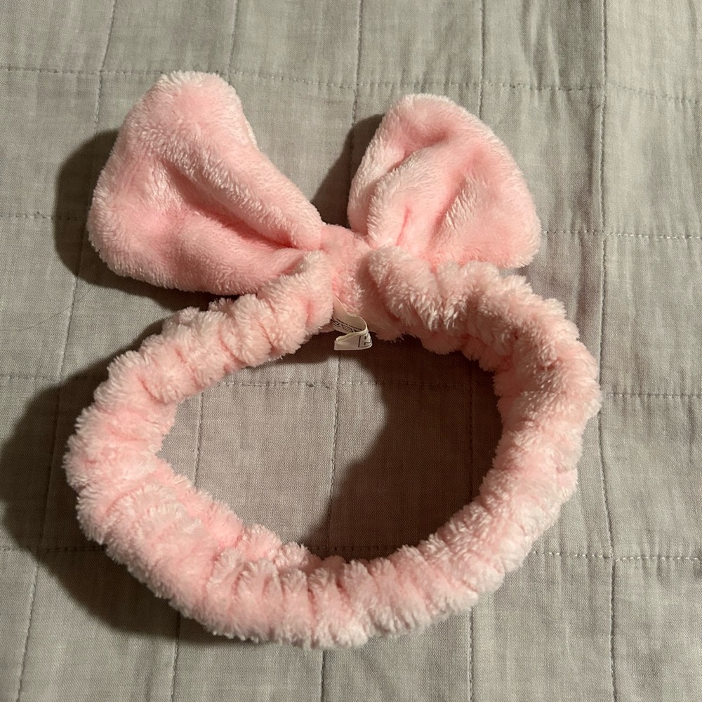 Plush Makeup Bow Headwrap Pink